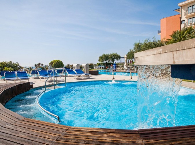 csm_Piscine_048_b2a95cf9c2 Diana Majestic - Schoene Aussichten Touristik.